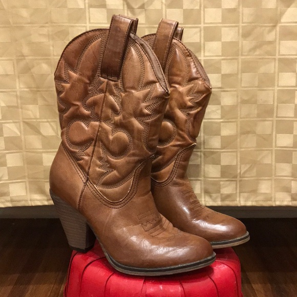 mia cowgirl boots